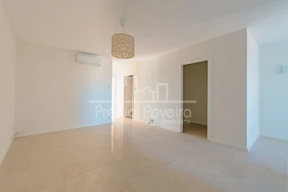 Apartamento T2 para Venda em Póvoa de Varzim, Beiriz e Argivai