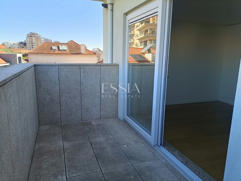 Apartamento T1 para Arrendamento em Aldoar, Foz do Douro e Nevogilde Foto 14