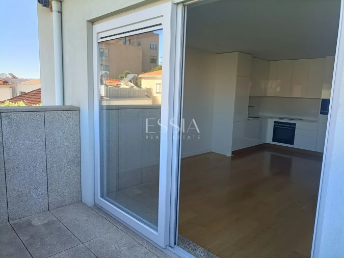 Apartamento T1 para Arrendamento em Aldoar, Foz do Douro e Nevogilde Foto 13