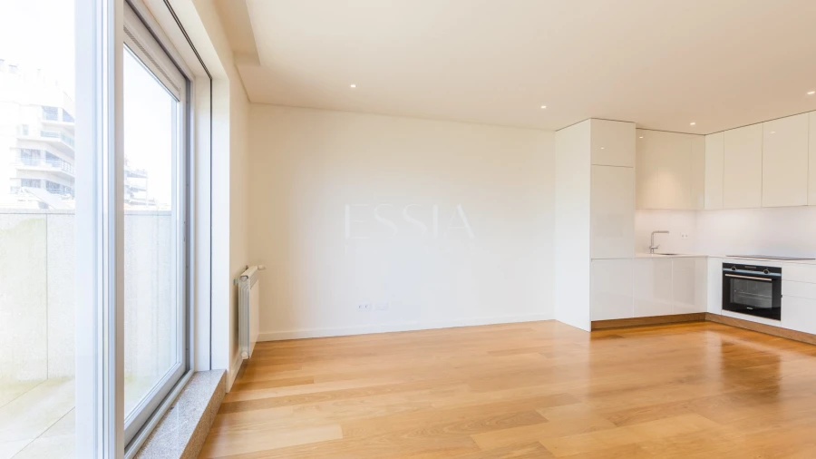 Apartamento T1 para Arrendamento em Aldoar, Foz do Douro e Nevogilde