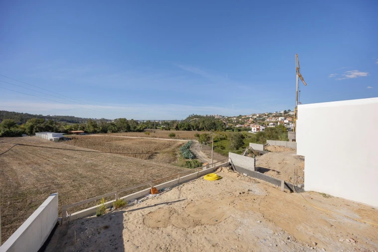 Moradia T4 para Venda em Leiria, Pousos, Barreira e Cortes Foto 16