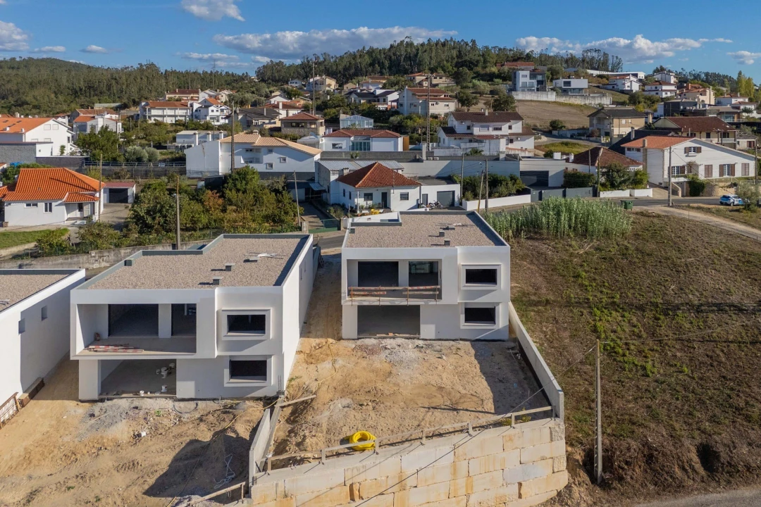 Moradia T4 para Venda em Leiria, Pousos, Barreira e Cortes Foto 25