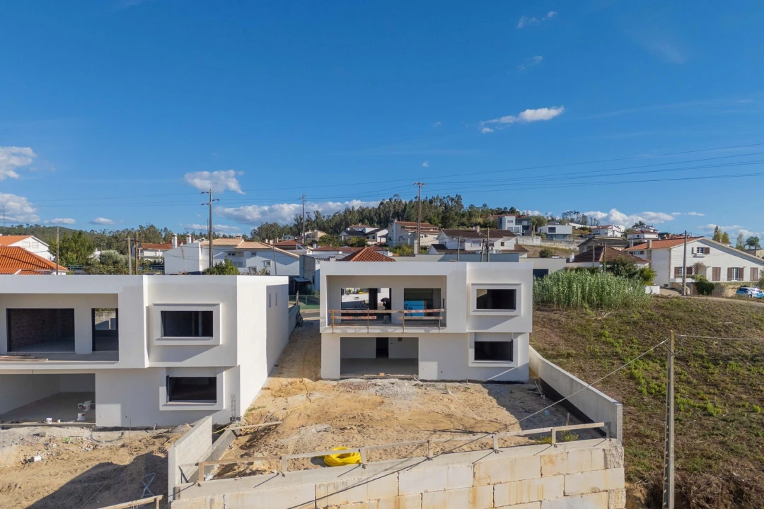 Moradia T4 para Venda em Leiria, Pousos, Barreira e Cortes Foto 26