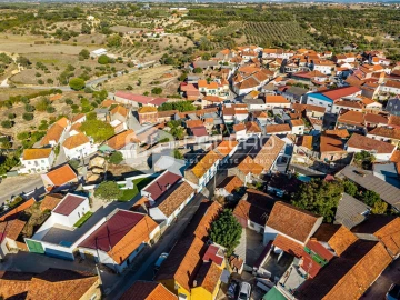 Moradia T5 para Venda em Azoia de Cima e Tremês