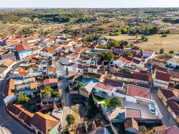 Moradia T5 para Venda em Azoia de Cima e Tremês