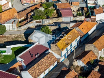 Moradia T5 para Venda em Azoia de Cima e Tremês