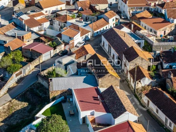 Moradia T5 para Venda em Azoia de Cima e Tremês
