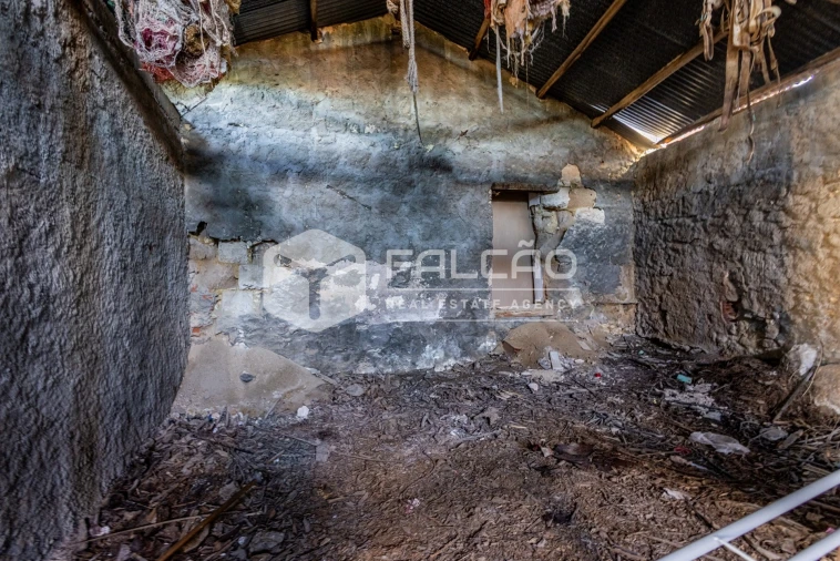 Moradia T5 para Venda em Azoia de Cima e Tremês Foto 44