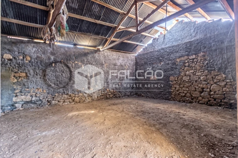 Moradia T5 para Venda em Azoia de Cima e Tremês Foto 43