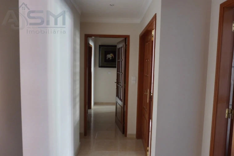 Apartamento T1 para Arrendamento em Cacém e São Marcos Foto 10