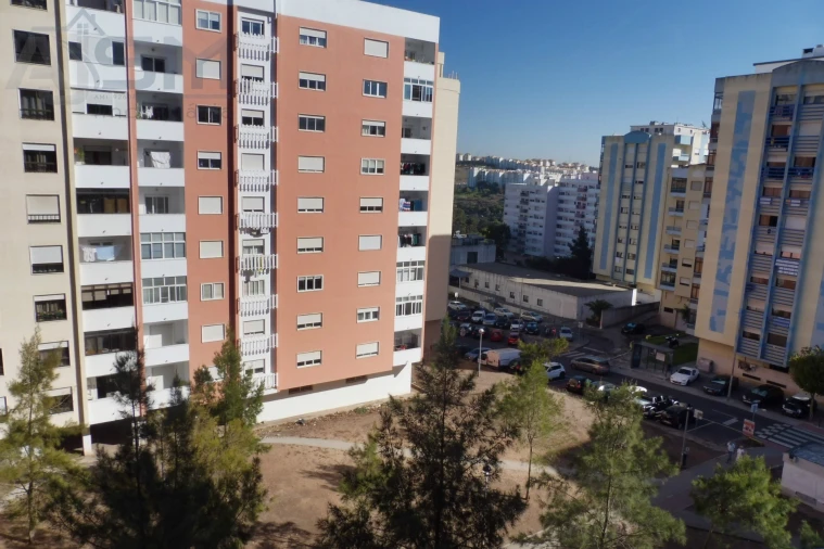 Apartamento T1 para Arrendamento em Cacém e São Marcos Foto 6