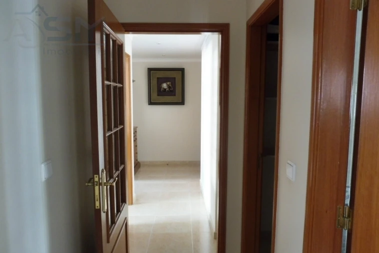 Apartamento T1 para Arrendamento em Cacém e São Marcos Foto 11