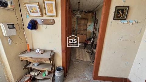 Moradia T0 para Venda em Loureiro