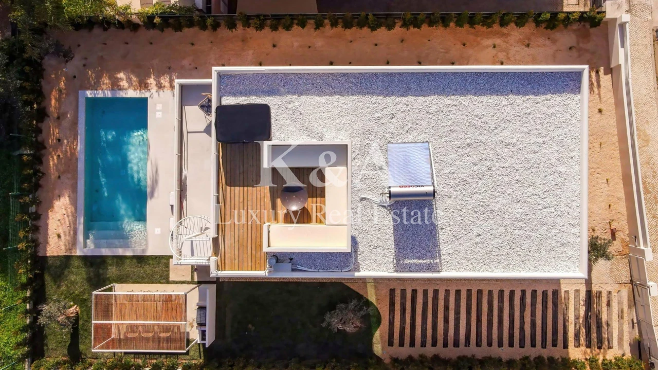 Moradia T4 para Venda em Santa Barbara de Nexe Foto 20