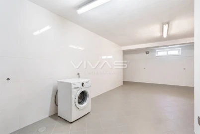 Moradia T4 para Venda em Coucieiro