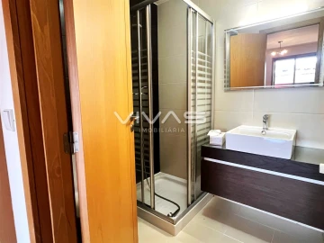 Apartamento T2 para Arrendamento em Vila Verde e Barbudo