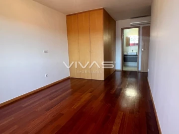 Apartamento T2 para Arrendamento em Vila Verde e Barbudo