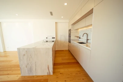 Apartamento T2 para Venda em Creixomil