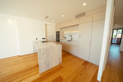 Apartamento T2 para Venda em Creixomil