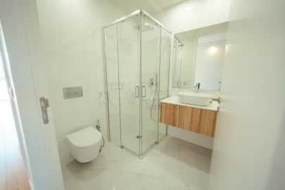 Apartamento T2 para Venda em Creixomil