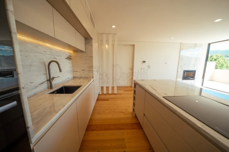 Apartamento T2 para Venda em Creixomil Foto 7