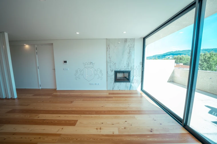 Apartamento T2 para Venda em Creixomil Foto 11