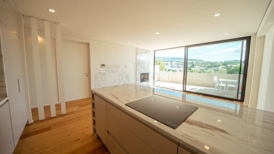 Apartamento T2 para Venda em Creixomil