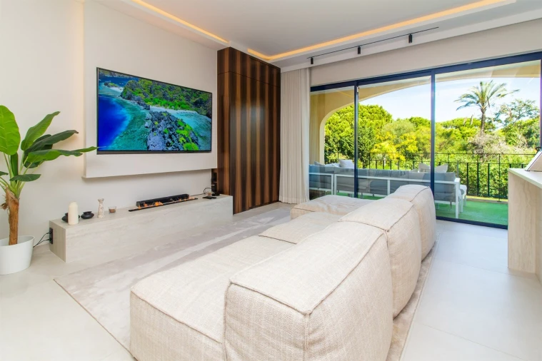 Apartamento T2 para Venda em Quarteira Foto 2