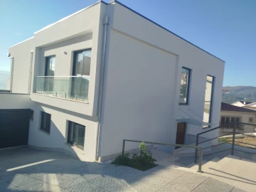 Moradia T4 para Venda em Abragão