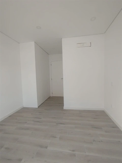 Moradia T4 para Venda em Abragão