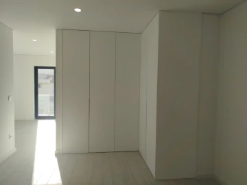 Moradia T4 para Venda em Abragão