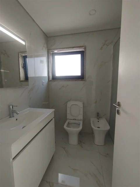 Moradia T4 para Venda em Abragão