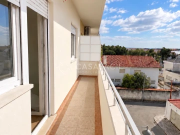 Apartamento T2 para Arrendamento em Montijo e Afonsoeiro