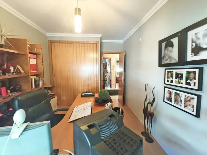 Apartamento T4 para Venda em Encosta do Sol Foto 16