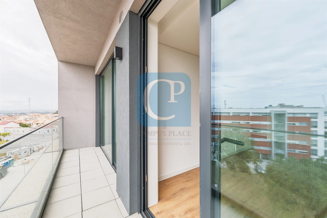 Apartamento T1 para Arrendamento em Pedrouços Foto 2