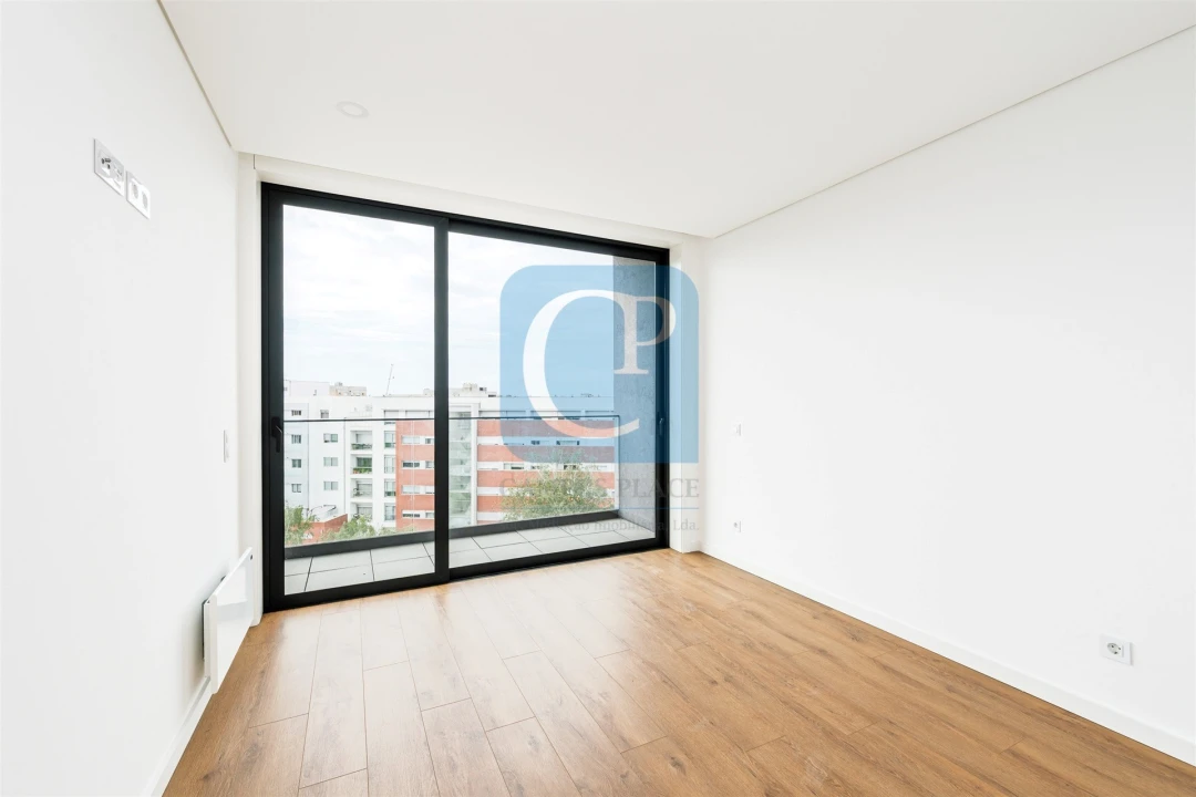 Apartamento T1 para Arrendamento em Pedrouços Foto 14