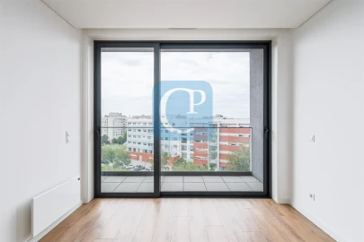 Apartamento T1 para Arrendamento em Pedrouços