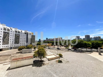 Apartamento T2 para Arrendamento em Marvila