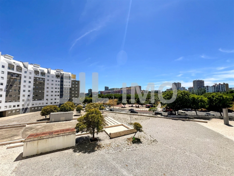 Apartamento T2 para Arrendamento em Marvila Foto 5
