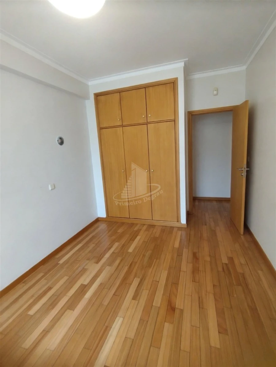 Apartamento T2 para Venda em Real, Dume e Semelhe Foto 8