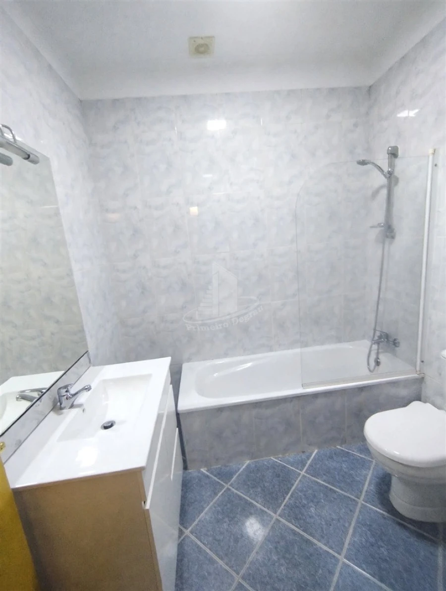 Apartamento T2 para Venda em Real, Dume e Semelhe Foto 9