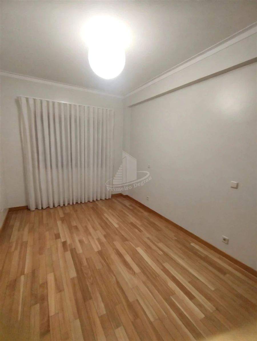 Apartamento T2 para Venda em Real, Dume e Semelhe Foto 7