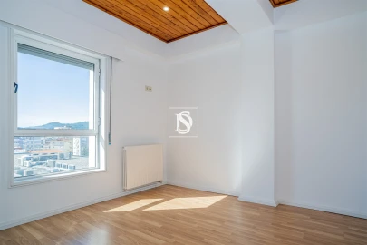 Apartamento T4 para Venda em Barcelos, V.Boa, V.Frescainha