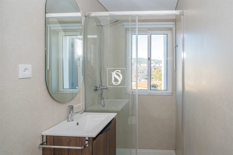 Apartamento T4 para Venda em Barcelos, V.Boa, V.Frescainha Foto 16