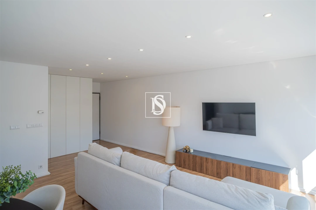Apartamento T4 para Venda em Barcelos, V.Boa, V.Frescainha Foto 4
