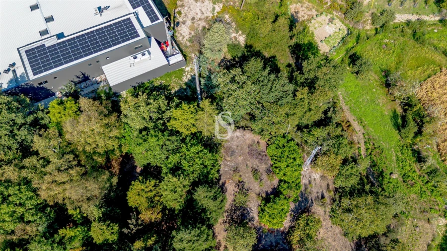 Terreno para Venda em Campelo e Ovil Foto 10