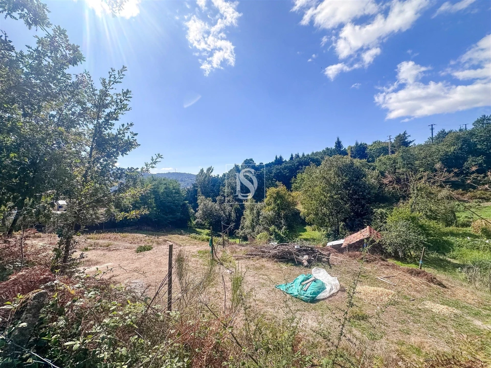 Terreno para Venda em Campelo e Ovil Foto 13