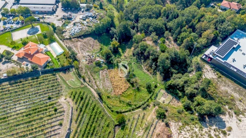 Terreno para Venda em Campelo e Ovil