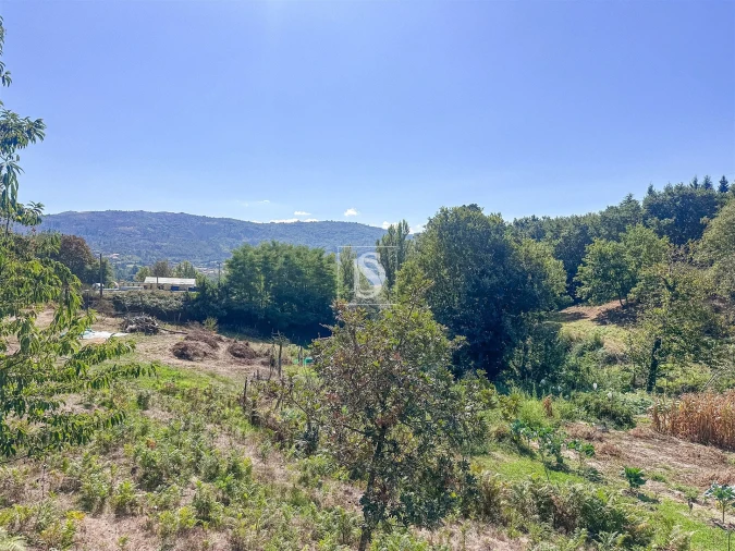 Terreno para Venda em Campelo e Ovil Foto 3