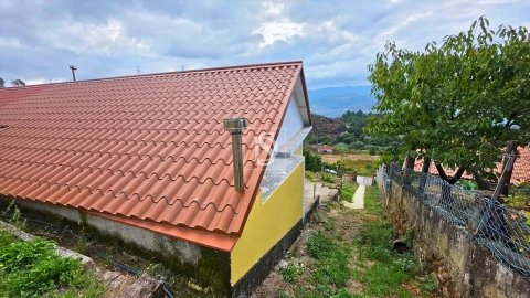 Moradia T2 para Venda em Santa Marinha do Zezere